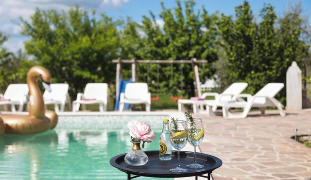 Romantic villa with istrian tavern