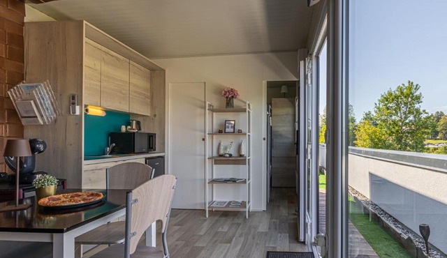 Rooftop Home With Whirlpool & Sauna - Happy Rentals