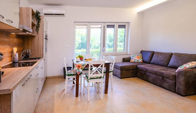 Sanbaldo 1BR Terrace Apartment Koper, Koper, Slovenia