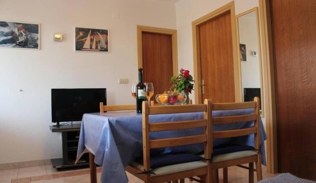 Sea View Apartment Orhideja, sleeps 4