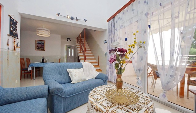 Seafront Apartments Deveron - Duplex Two Bedroom Apartment with Balcony and Sea View in Jelsa