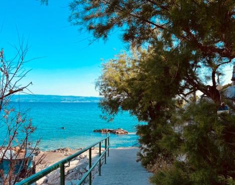 Seaside Apartment Split in Šine
