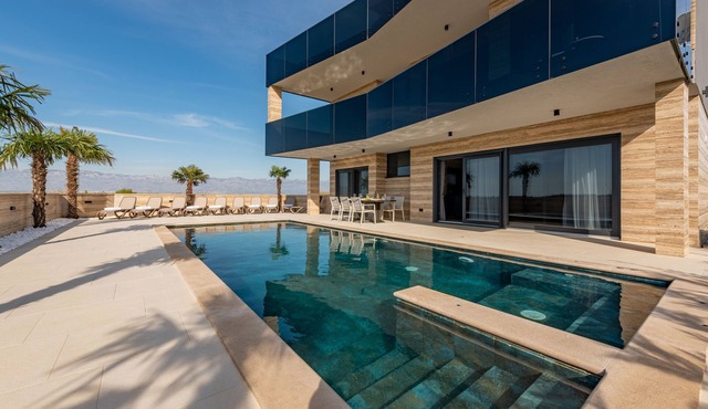 Seaside luxury villa with a swimming pool Privlaka, Zadar (K-23518) in Privlaka