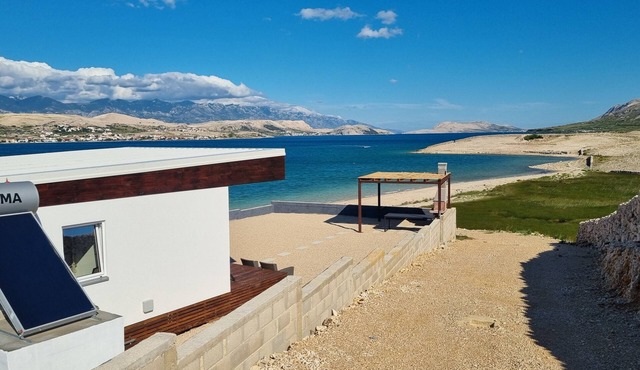 Secluded fisherman's cottage Cove Prnjica, Pag (K-23456) in Kolan