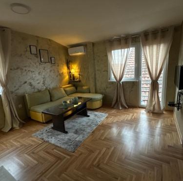 Stan na dan Borca in Belgrade