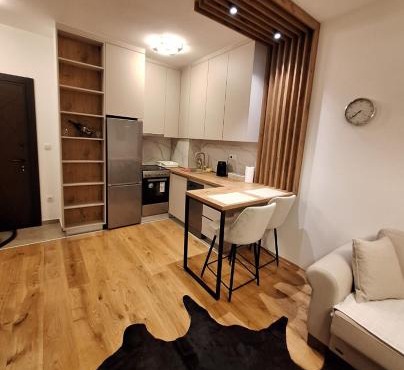 Stan na dan Trn Laktasi Apartman Andrea in Trn