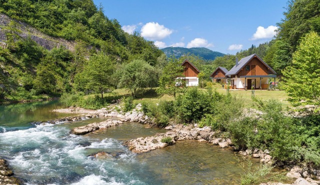Stari Malni 4 Lodge/w Jacuzzi & Sauna, Osilnica, Slovenia