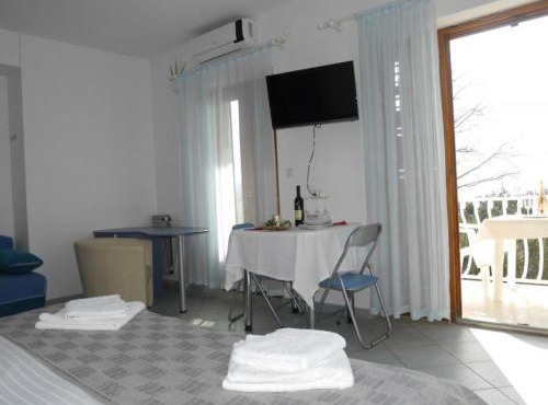 Studio Apartment 2 in Dugi Rat