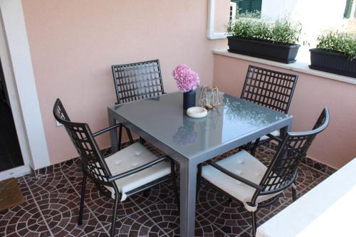 Studio apartment Laura |