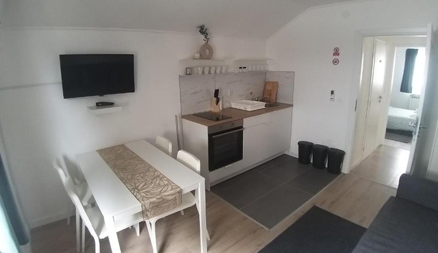 Studio Apartment Lenchy in Zagreb