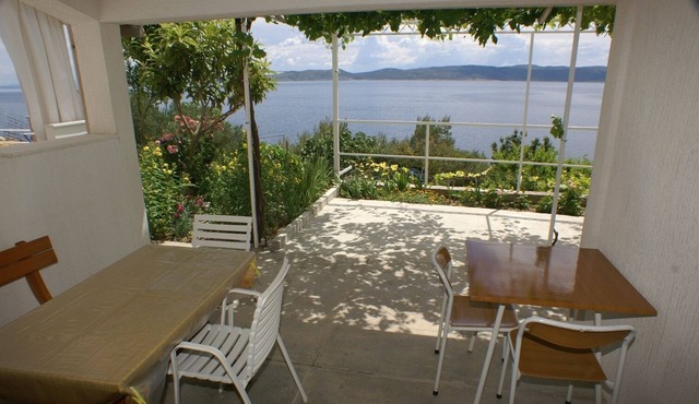 Studio flat near beach Pisak, Omiš (AS-2750-b) in Mimice