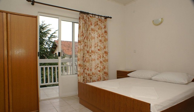 Studio flat with balcony and sea view Podaca, Makarska (AS-2617-c) in Podaca
