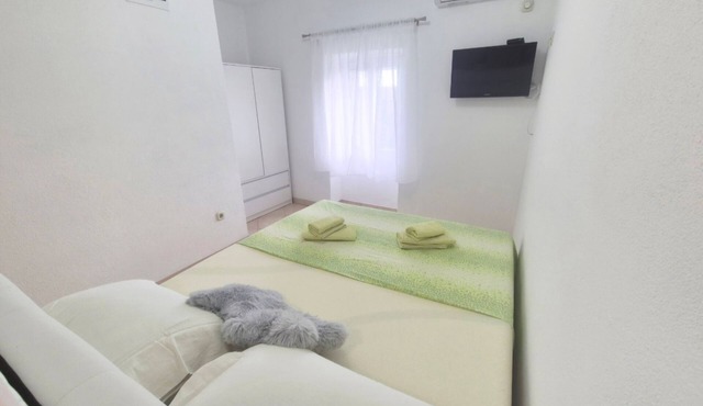 Studio flat with terrace and sea view Komiža, Vis (AS-26985-a) in Komiža