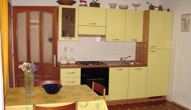Studio flat with terrace Jelsa, Hvar (AS-15073-a) in Jelsa