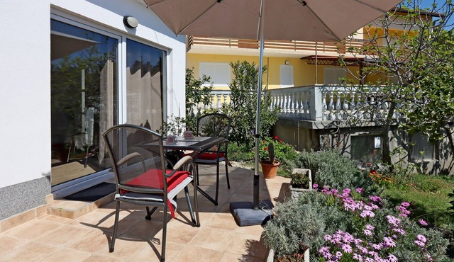 Studio flat with terrace Suha Punta, Rab (AS-17239-a)