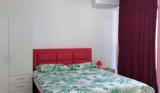 Studio Studio flat with air conditioning in Katoro