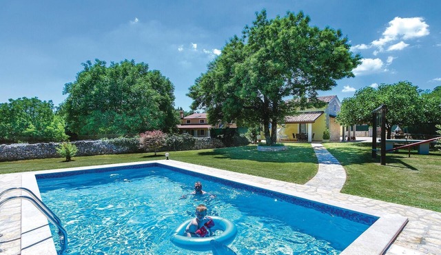 Stunning home in Badnjevari