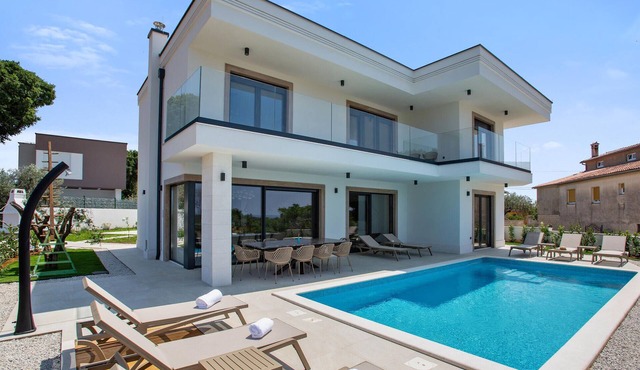 Stunning home in Galilzana