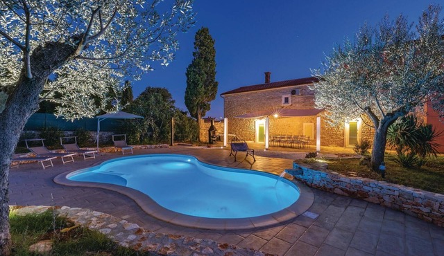 Stunning home in Galizana