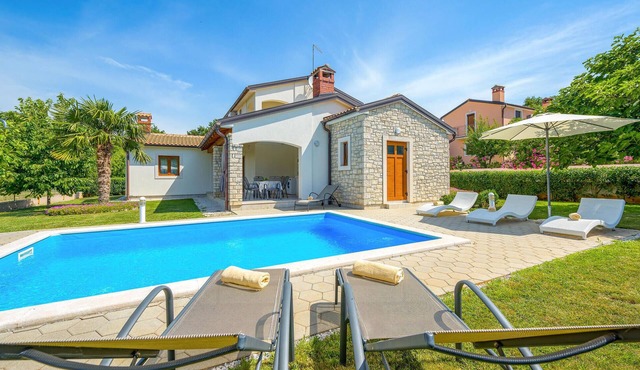 Stunning home in Kmacici