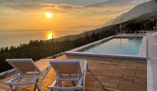 Stunning home in Podgora in Podgora