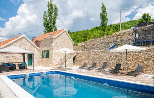 Stunning Home In Ricice in Ričice
