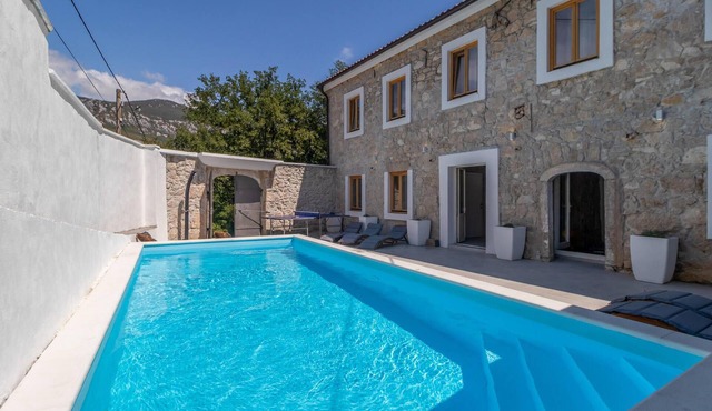 Stunning home in Tribalj in Tribalj