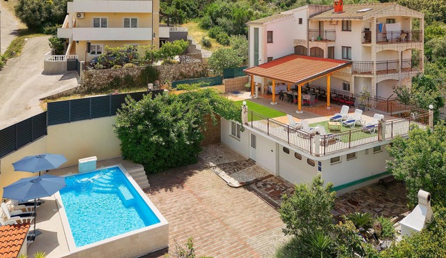 Stunning home in Trogir in Trogir