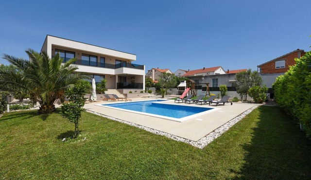 Stunning home in Zadar with WiFi in Zadar