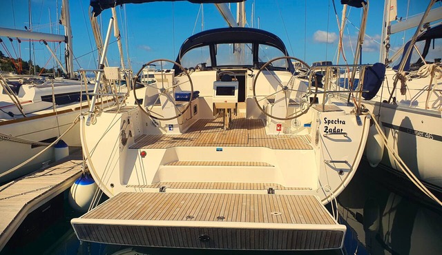 Sun-Kissed Sailing Adventure in Zadar, Croatia in Drage
