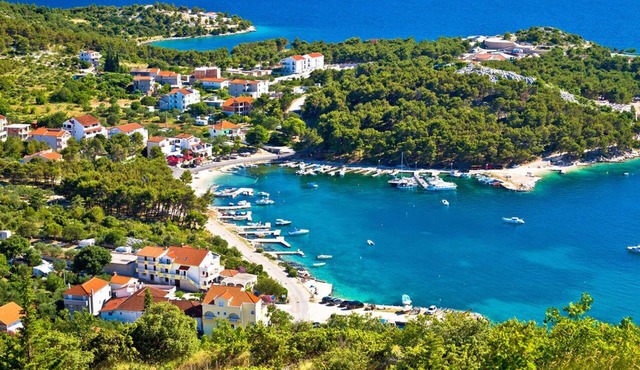 Sun-Kissed Sailing Adventure in Zadar, Croatia in Drage