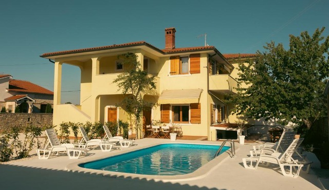 Sunflower House Istria - The Luxury of Privacy in Vodnjan
