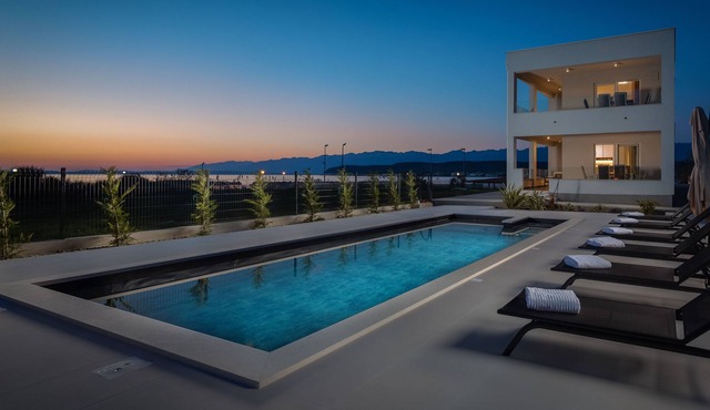 Superb villa Sunset Bay, near the beach, heated pool with jacuzzi, boat mooring in Ljubac