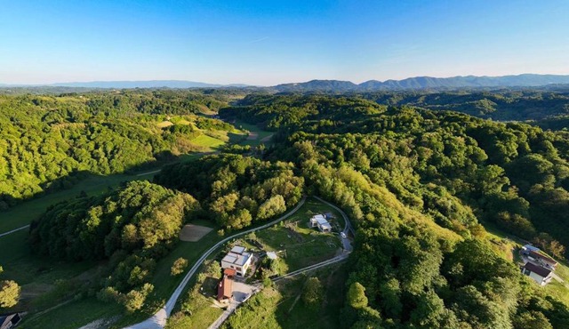 Svetli Raj-Where Nature Meets Peace in Pregrada
