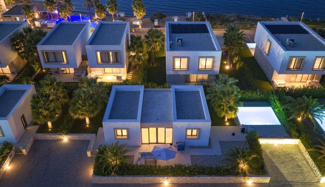 The Palms Resort 2BR Villa Dream Three with Pool in Tkon