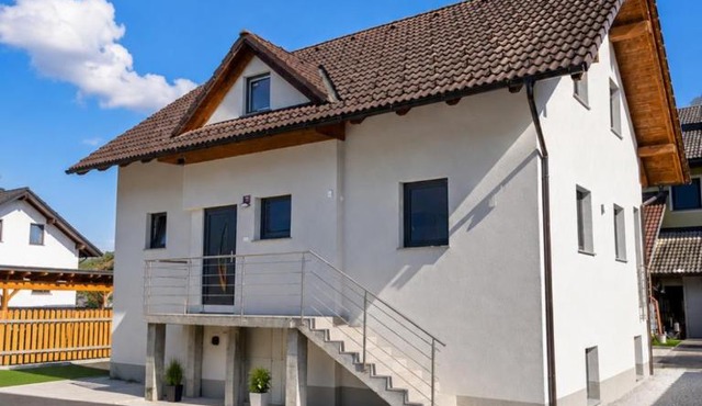 The River House in Praprotna Polica