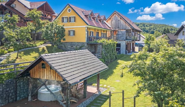 Traditional House Kal Garden & Jacuzzi, Semič, Slovenia