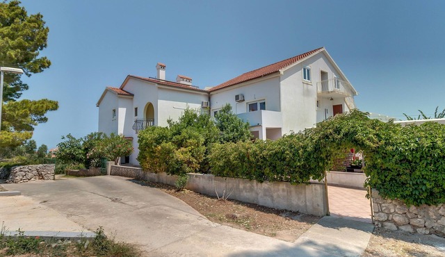 Two bedroom apartment with balcony Mali Lošinj, Lošinj (A-3441-a) in Mali Losinj