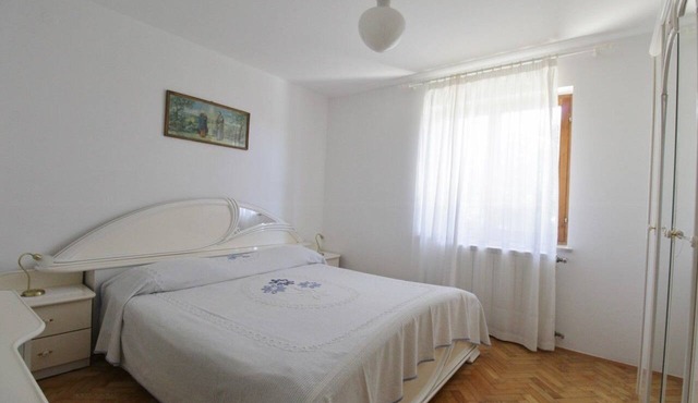 Two bedroom apartment with terrace Bašanija, Umag (A-27223-a) in Savudrija