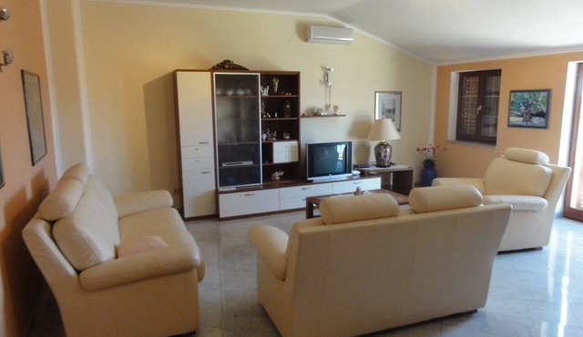 Two bedroom apartment with balcony Pavičini, Marčana (A-27728-a)