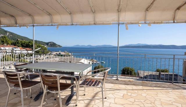 Two bedroom apartment near beach Igrane, Makarska (A-311-a) in Igrane