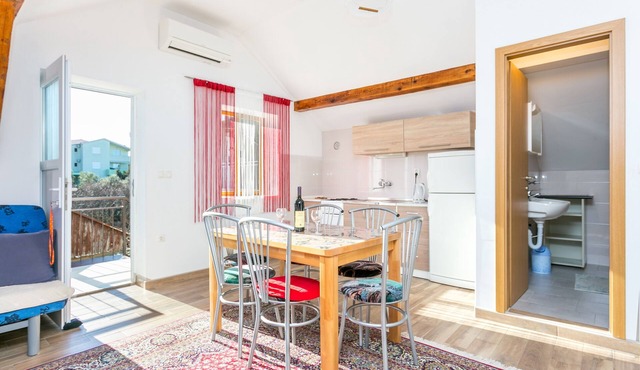 Two bedroom apartment with balcony and sea view Podaca, Makarska (A-2783-d) in Podaca
