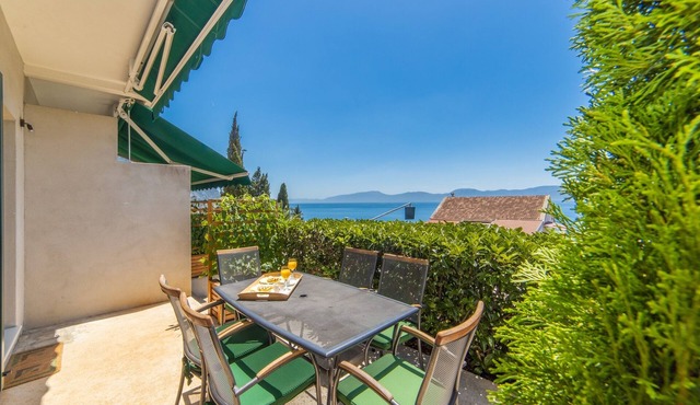 Two bedroom apartment with terrace and sea view Brist, Makarska (A-19737-b) in Podaca