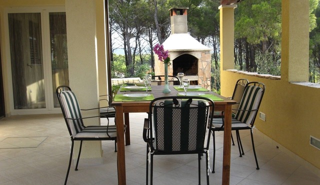Two bedroom apartment with terrace Cove Osibova, Brač (A-23774-a) in Milna