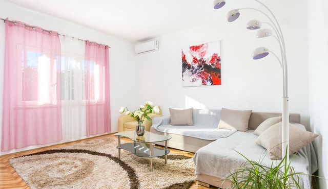 Two bedroom apartment with terrace Split (A-22101-a) in Split