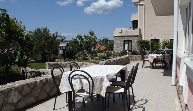 Two bedroom apartment with terrace and sea view Punat, Krk (A-5343-d)
