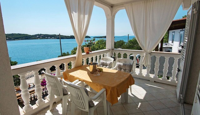 Two Bedroom Apartment with Sea View and Terrace