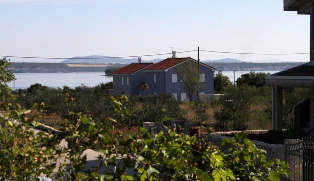 Two bedroom apartment with terrace and sea view Kraj, Pašman (A-335-a)