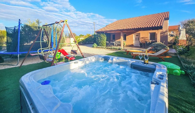 Vacation home Lana by Interhome