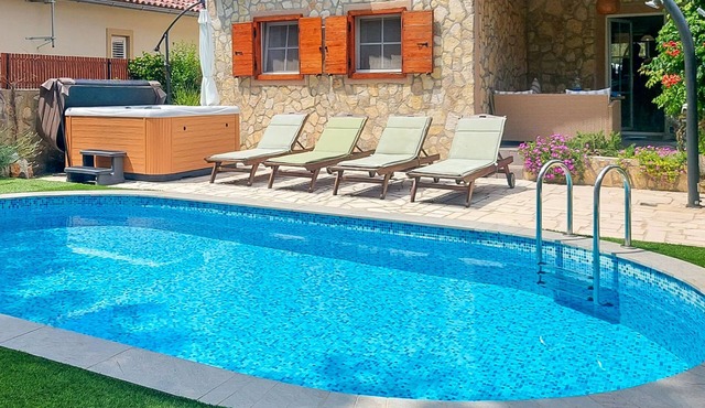Vacation home Mikac by Interhome